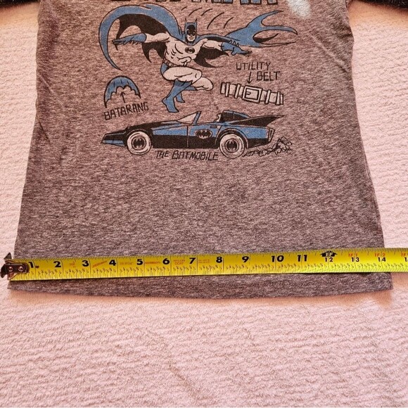 Boys size 6, 5/6 t shirts, Justice League, Batman, and Yoda - Picture 8 of 14